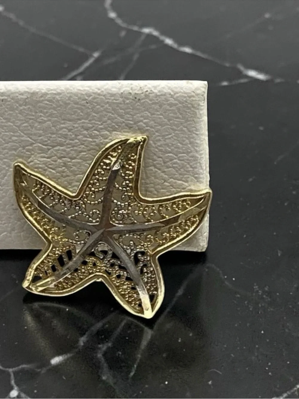 The Unbranded Brand stunning 14k